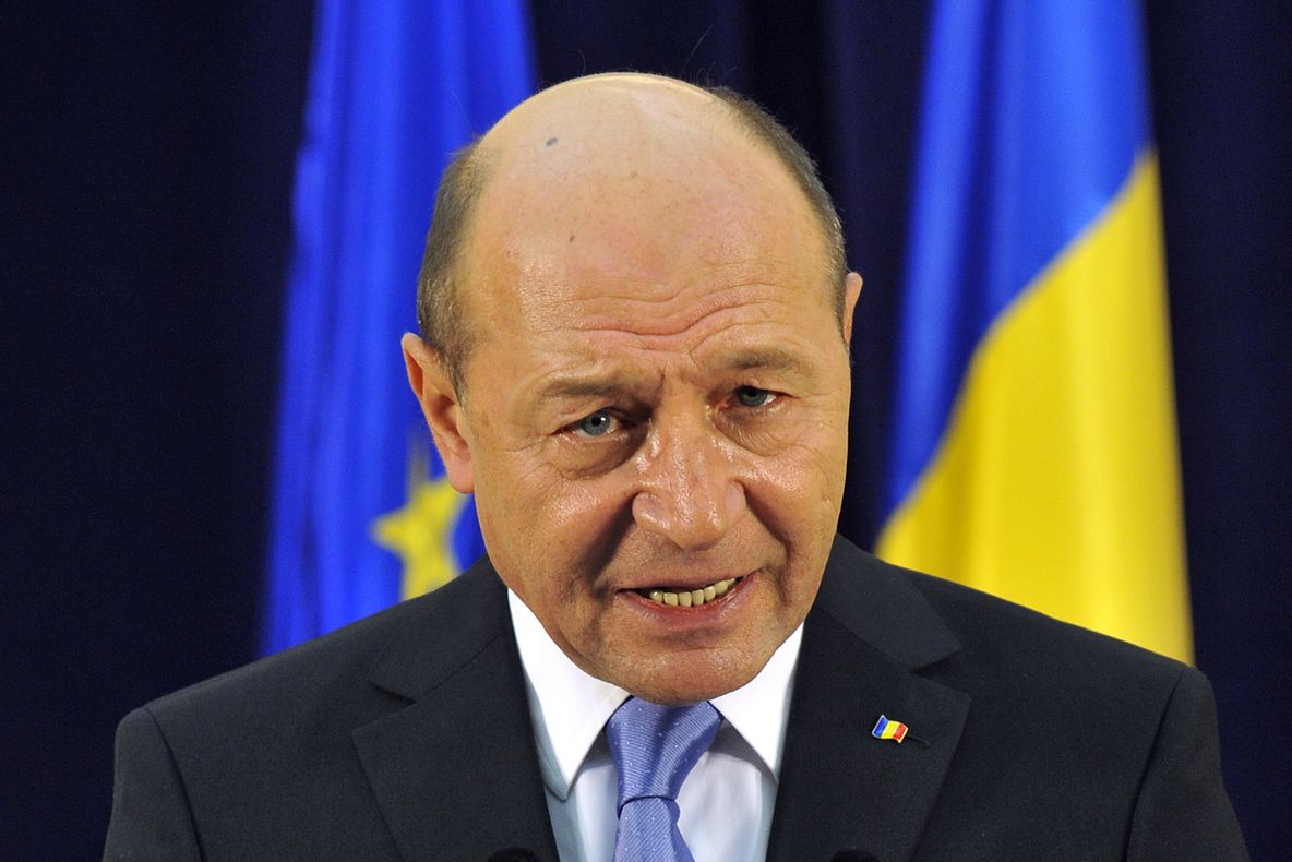 PROTEST anti-Băsescu, la Cotroceni