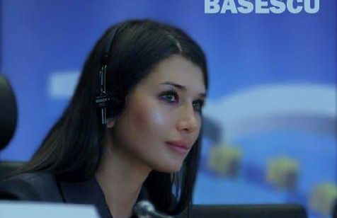 Elena Băsescu atacă comasarea europarlamentarelor cu referendumul pentru Constituţie