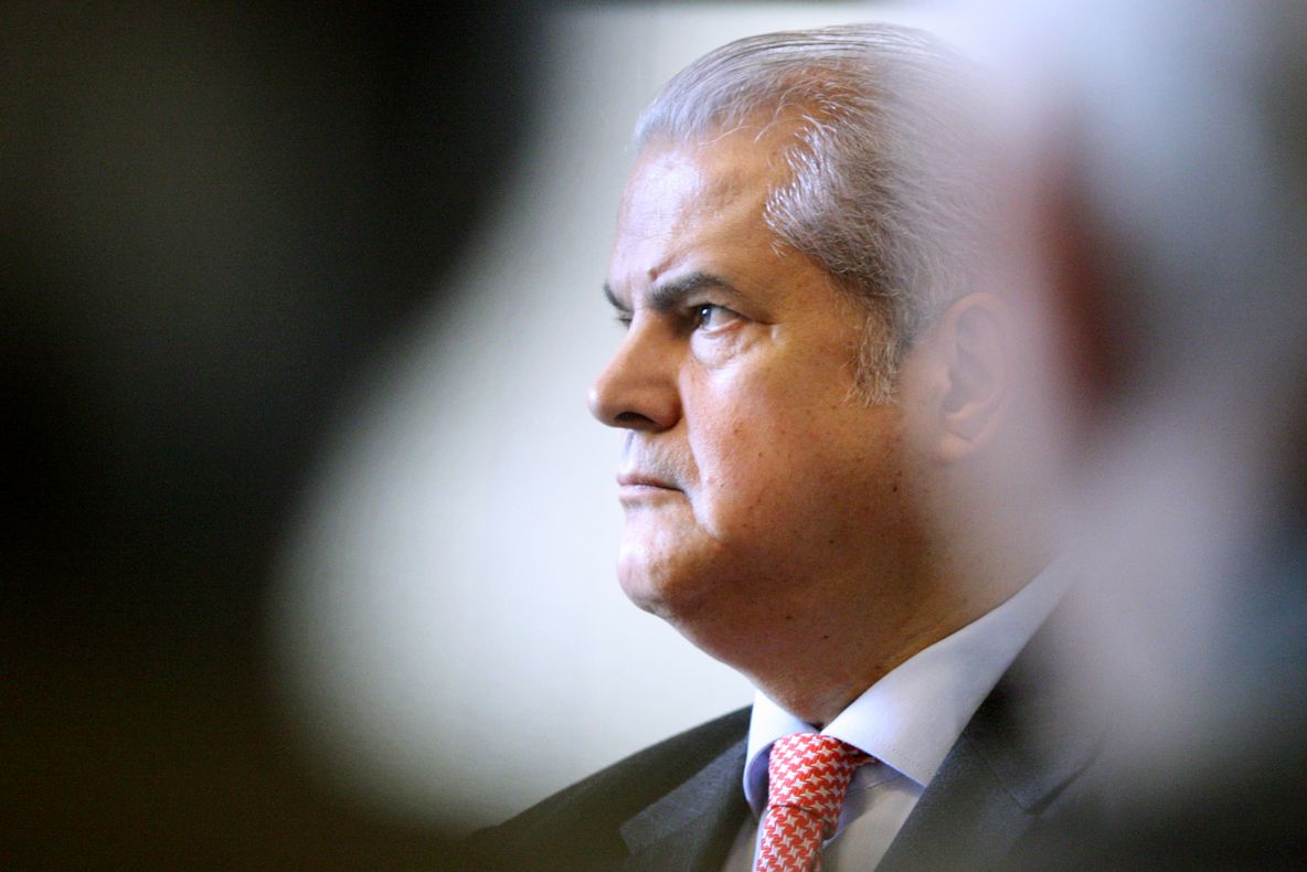 Năstase, GREŞELI URIAŞE în prima postare pe blog