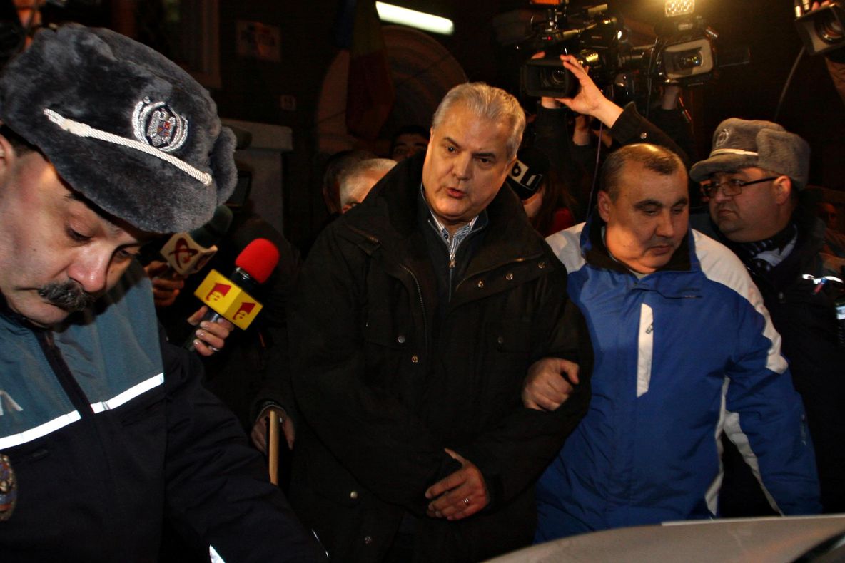 Avocat: Încercăm să inițiem procedura de contopire a pedepselor în cazul lui Năstase 