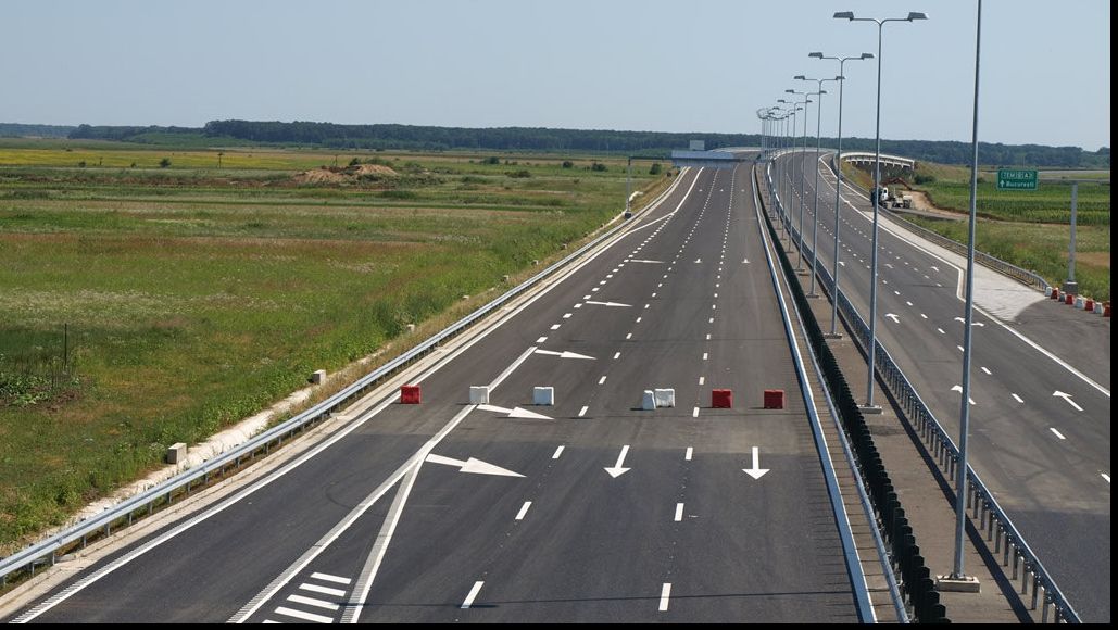Cinci clujeni, cercetaţi după ce ar fi furat bucăţi din gardul de protecţie al Autostrăzii A3