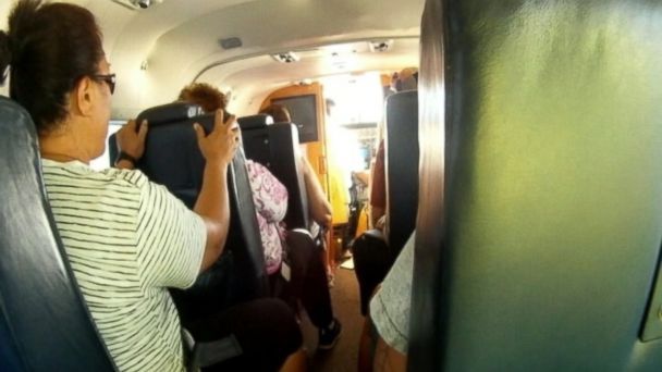 Imagini incredibile: PRĂBUŞIREA unui avion în OCEAN, filmată de PASAGERI