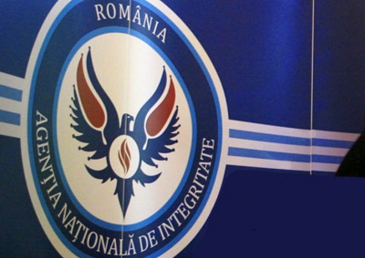 RAPORT MCV: ANI s-a confruntat cu ATACURI ce par să coincidă cu cazurile împotriva unor politicieni