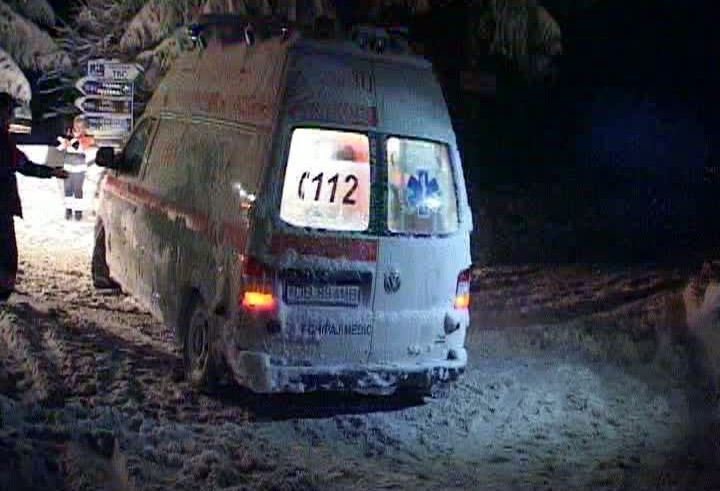 ROMÂNIA, SUB ZĂPADĂ. Sute de bolnavii, SALVAŢI de Armată