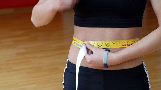 5 aplicații pentru smartphone care te ajută să slăbești