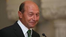 Traian Băsescu are un "frate geamăn" la Cluj. Cine este şi cu ce se ocupă sosia preşedintelui?