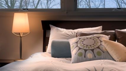 Motivul surprinzător pentru care nu este bine să îţi faci patul dimineaţa