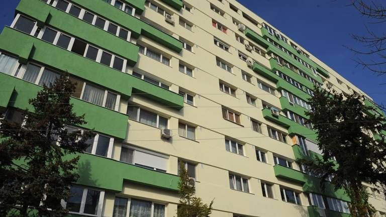 DESCOPERIRE MACABRĂ într-un apartament din Drobeta Turnu Severin