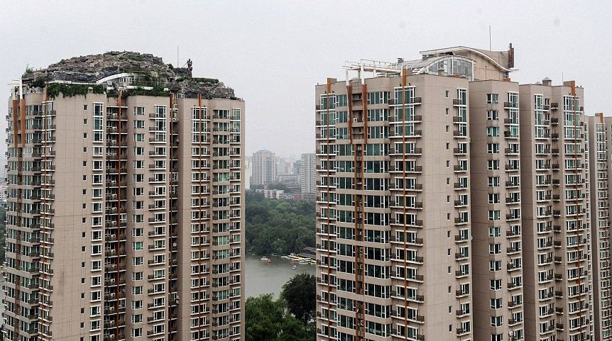 Un MOGUL imobiliar din Anglia îşi EVACUEAZĂ chiriaşii ca să facă loc românilor şi bulgarilor