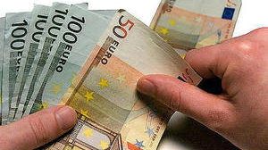 AJUTOR DE MINIMIS. De mâine, poţi să ceri finanţare de până la 100.000 euro