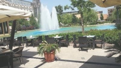 Cere 4.000 de euro despăgubire de la un restaurant de lux. Ce a pățit o clientă