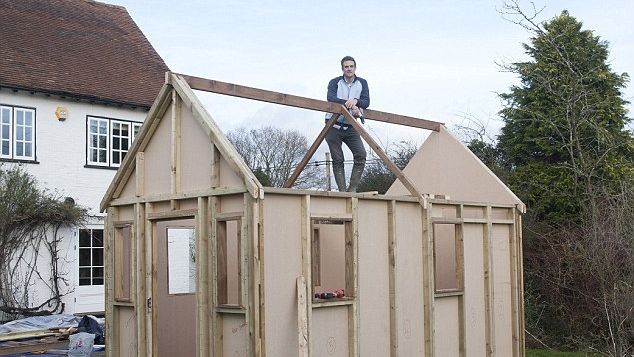 Casa care vine la cutie și se asamblează ca un dulap IKEA costă mai puțin de 8.000 de euro