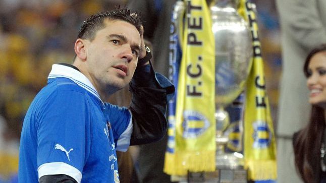 BOMBĂ în LIGA I. Cosmin Contra a plecat de la PETROLUL şi va antrena în SPANIA