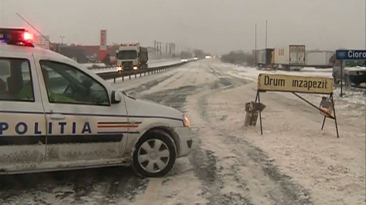 ”Stăm aici ca niște câini, înghețăm ca proştii, ca amărâții ăia din Apuseni care au murit de frig"
