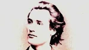 Academician: Eminescu este din nou victima unor atacuri 