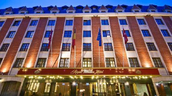 Un mare creator de modă a căzut de la balconul unui hotel