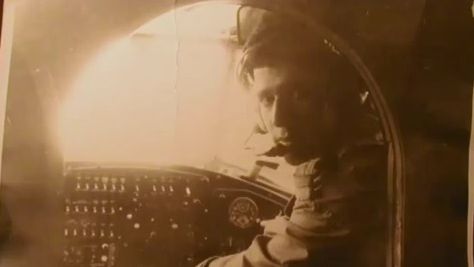 Imagini inedite cu PILOTUL ADRIAN IOVAN. Scurt film realizat de rude ÎN MEMORIA LUI ADRIAN IOVAN 