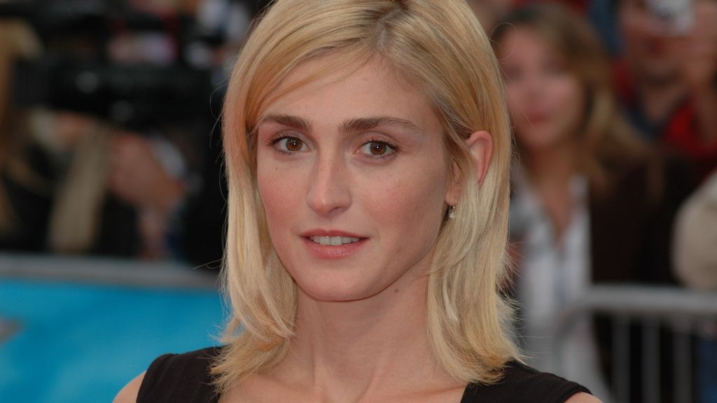 Cine este presupusa amantă a președintelui Franței 