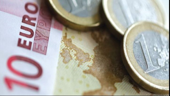 VICTOR PONTA: Nu discutăm cu FMI măsuri care să compenseze lipsa banilor cauzată de amânarea accizei