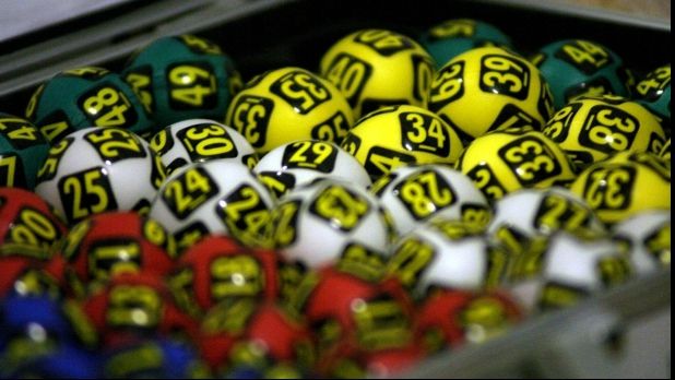 LOTO. LOTO 6 din 49, NOROC. Ce NUMERE ai jucat la LOTO 6 din 49 pe 13 februarie?