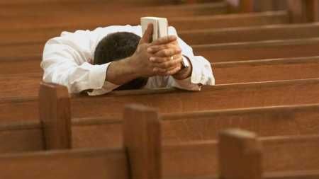 Persoanele credincioase sunt mai rezistente la DEPRESIE