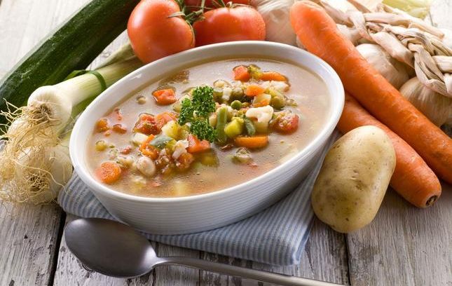 Cum se reîncălzeşte CORECT mâncarea