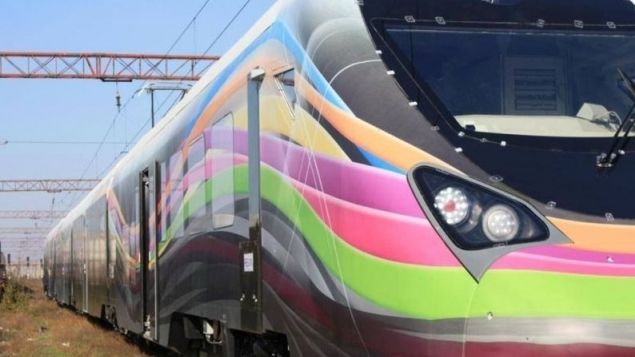 CULMEA VITEZEI în România:cel mai rapid TREN merge cu 20 km/h.Cât a făcut între Craiova şi Bucureşti