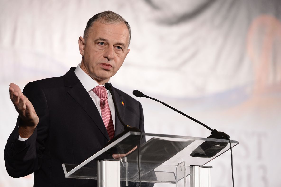 Mircea Geoană: Situația terenurilor agricole trebuie discutată urgent în CSAT