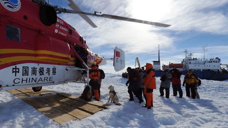 Cum s-a încheiat AVENTURA navelor blocate în gheţuri în Antarctica