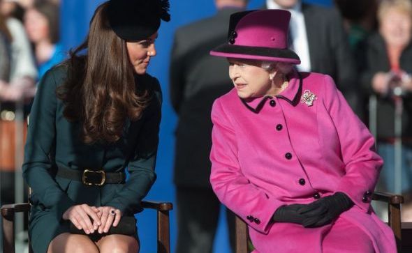 Veste BOMBĂ din Marea Britanie: REGINA A SĂRĂCIT