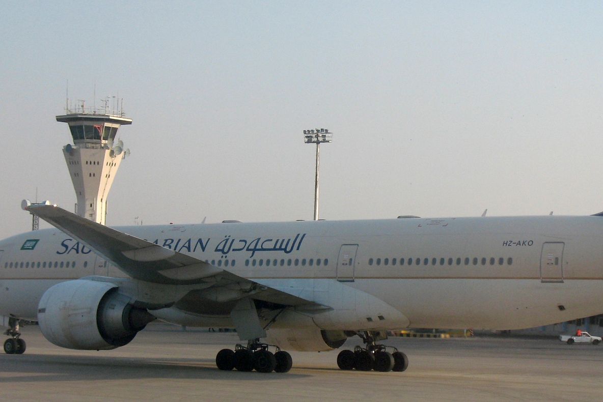  Douăzeci şi nouă de răniţi în Arabia Saudită, în urma unei aterizări de urgenţă