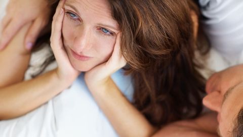 5 lucruri pe care barbatii si le fac cu mana lor si-si deterioreaza viata sexuala