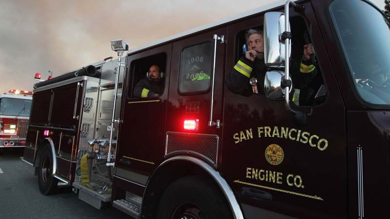 Consulatul Chinei din San Francisco, INCENDIAT de un atacator