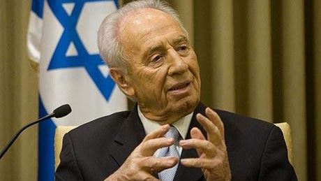 SHIMON PERES l-a felicitat pe BĂSESCU pentru îmbunătăţirea situaţiei economice a României