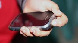 Temperatura la care orice telefon se închide complet