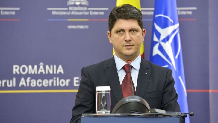 VOT în DIASPORA. Traian Băsescu cere demisia ministrului de Externe: "Titus Corlăţean a dezinformat"
