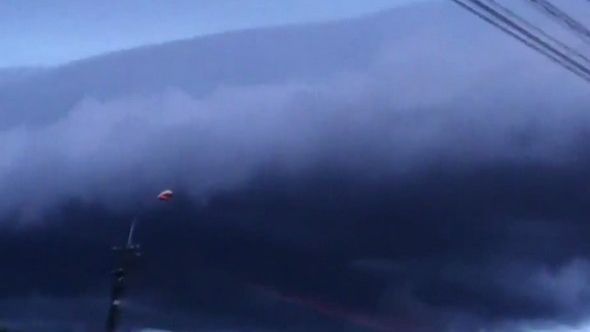 Au crezut că vine sfârșitul lumii! Fenomenul meteo neobişnuit care i-a speriat pe localnici 