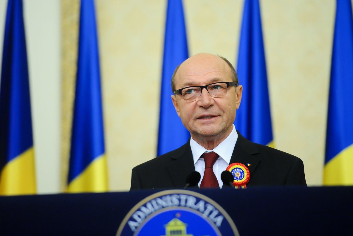 Băsescu: Ştim că butoanele nu sunt la Chişinău, dar puţini avem curaj