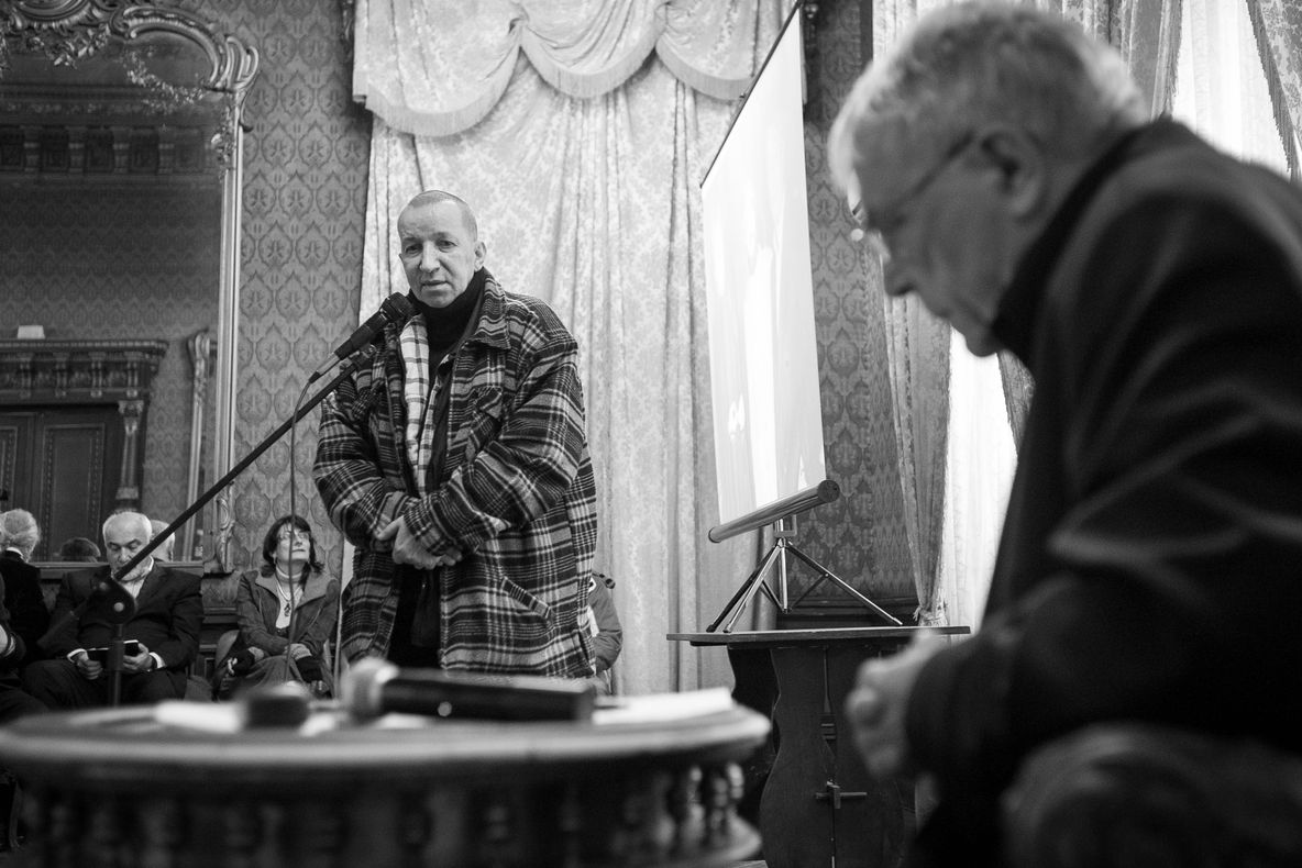 DOLIU în literatura română. Poetul TRAIAN T.COŞOVEI a murit. ULTIMUL INTERVIU VIDEO