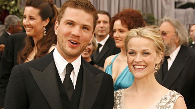 Vedete care s-au căsătorit şi au divorţat de tinere