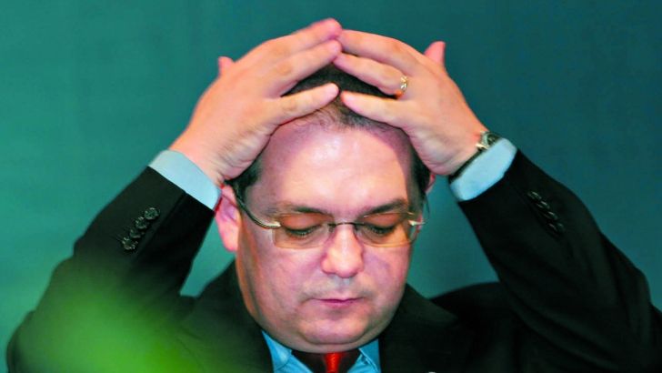 EMIL BOC într-o IPOSTAZĂ HAIOASĂ: "N-am putut rezista tentaţiei" 