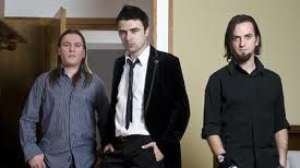 COD ROŞU. Membrii trupei Vunk, blocaţi pe Dealul Negru