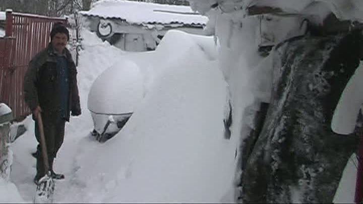 Patriarhia Română SCOATE PREOŢII LA DESZĂPEZIRE 