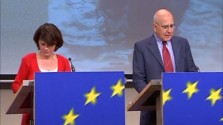 Avertisment DUR al Comisiei Europene pentru România: "VEŢI PIERDE BANI!"