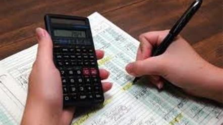 Ce spune FMI despre reducerea taxării pe muncă