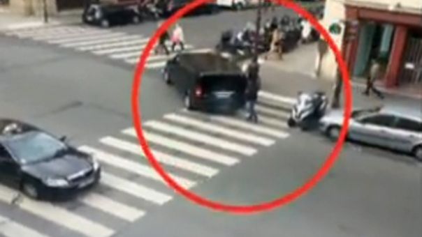 CAZ INCREDIBIL. A fost tâlhărită chiar lângă sediul Poliției. Ce s-a întâmplat după ...