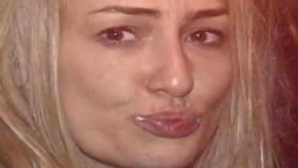 ŞOFERIŢA cu BMW Z4, DIALOG HALUCINANT cu POLIŢIA: "Uită-te la mine, te rog! ÎŢI PROMIT..."