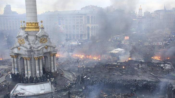 UCRAINA în şoc după violenţele de marţi. Forţele de securitate au lansat o acţiune "antiteroristă"