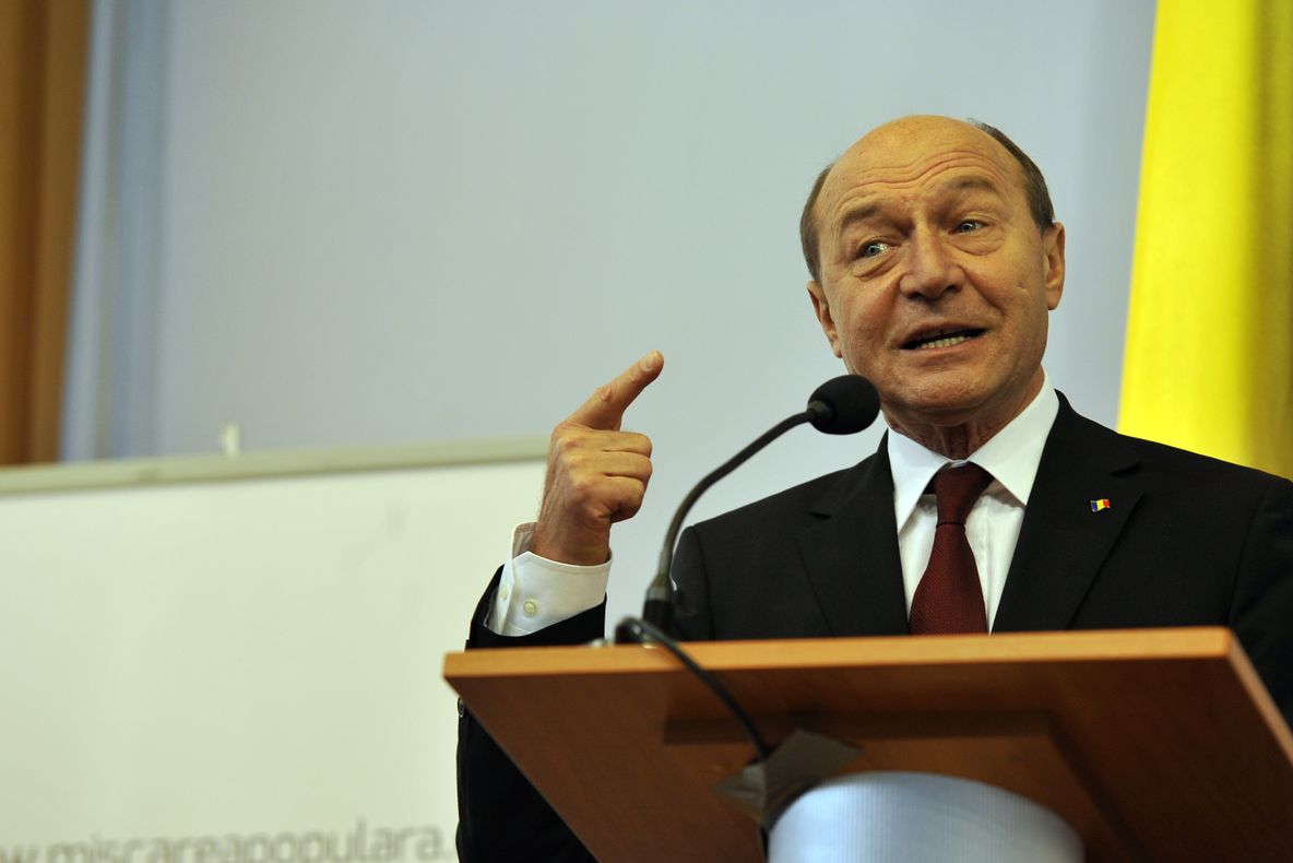 Băsescu: Ordonanța pentru organizarea ASF, făcută pentru a satisface nevoile clientelei de acolo