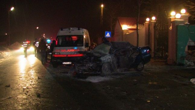 IMAGINI GROAZNICE. Accident TERIBIL în Buzău: DOI MORŢI